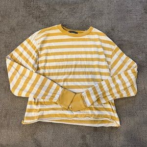 Brandy Melville long sleeve tee